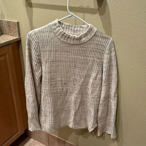 Splendid woman's oatmeal colored with a little bit of color long sleeve sweater